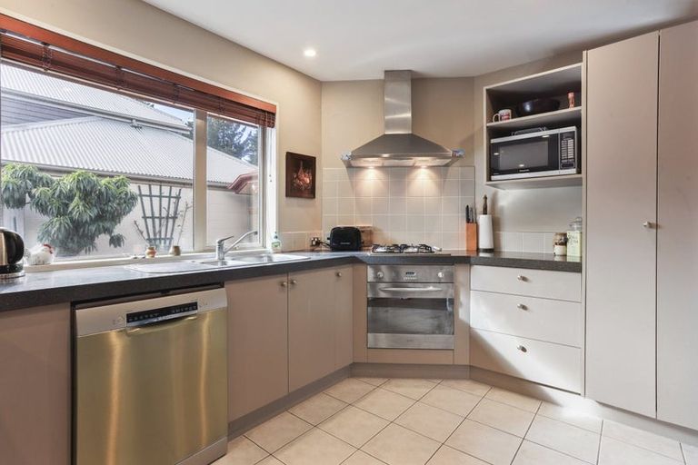 Photo of property in 14 Len Hale Place, Parklands, Christchurch, 8083