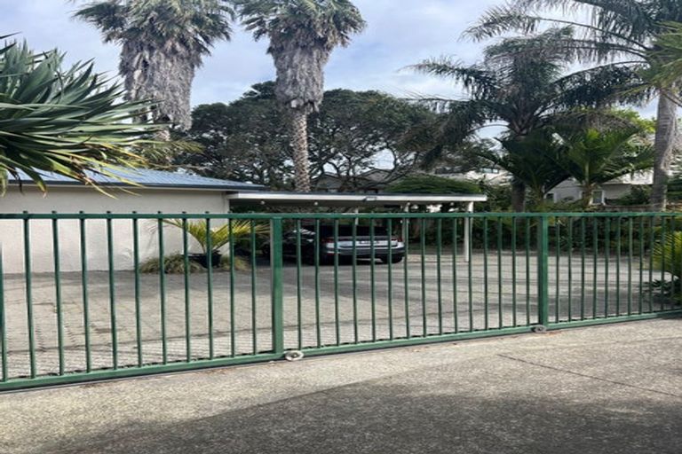 Photo of property in 2/25 Wolsley Avenue, Milford, Auckland, 0620