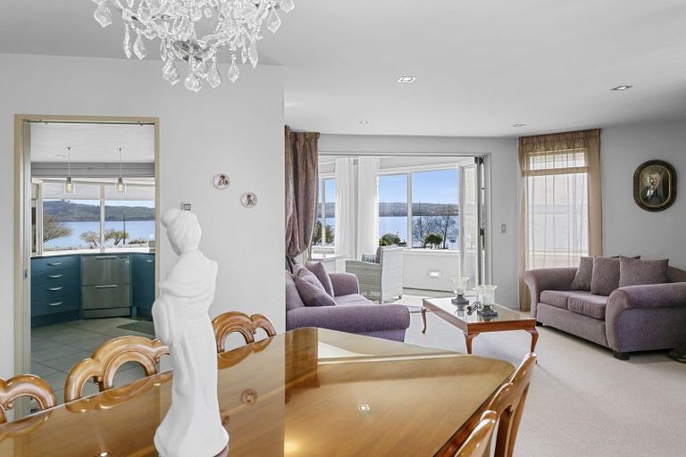 Photo of property in 382 Lake Terrace, Two Mile Bay, Taupo, 3330