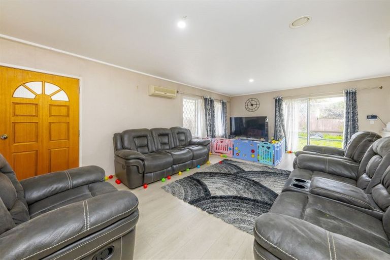 Photo of property in 14 Gadsby Road, Favona, Auckland, 2024