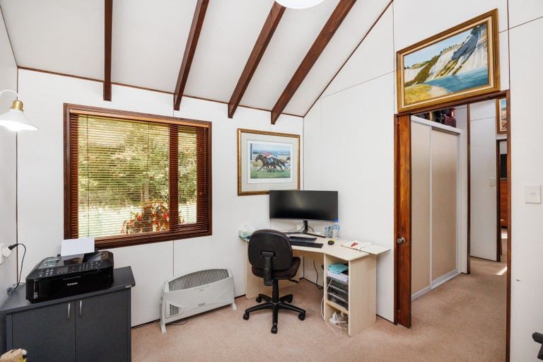 Photo of property in 39 Wanganui Road, Marton, 4710