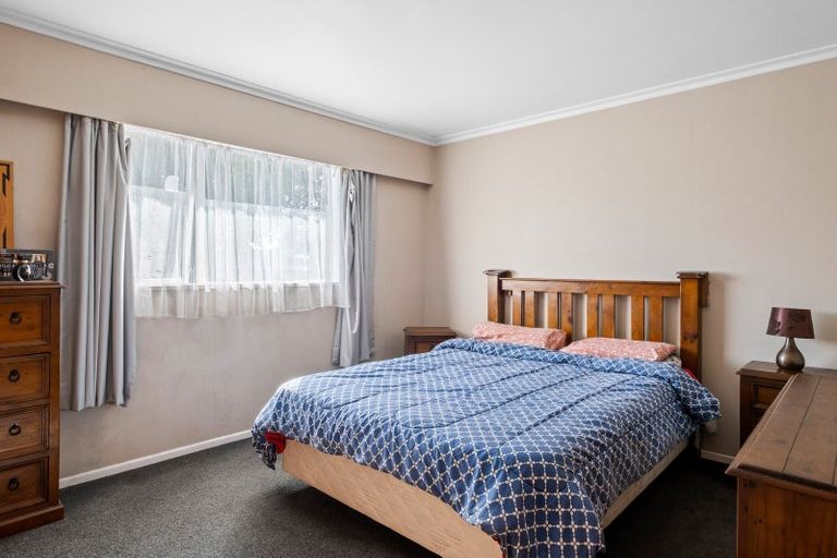 Photo of property in 2/284 Aberdeen Road, Gisborne, 4010