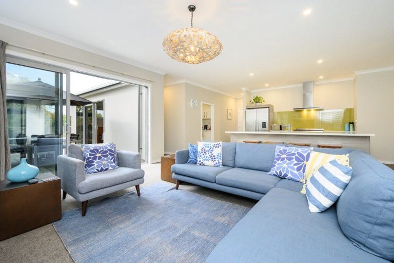 Photo of property in 5 Heritage Place, Terrace End, Palmerston North, 4410