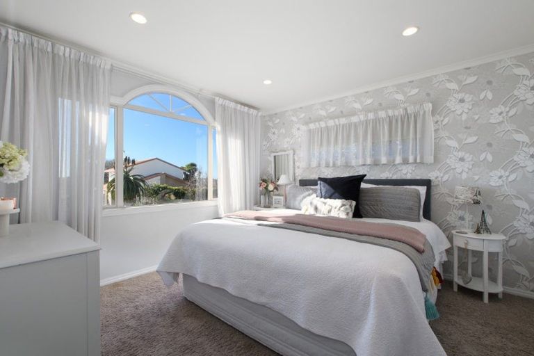 Photo of property in 5 Downing Place, Welcome Bay, Tauranga, 3112