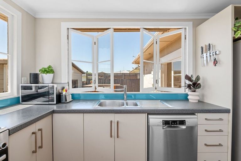 Photo of property in 42 Rifle Range Road, Dinsdale, Hamilton, 3204