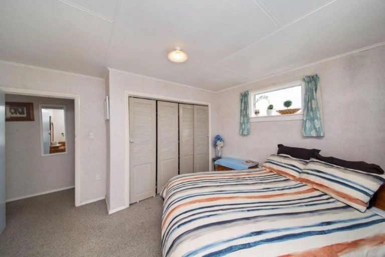 Photo of property in 40 Puriri Street, Hawera, 4610