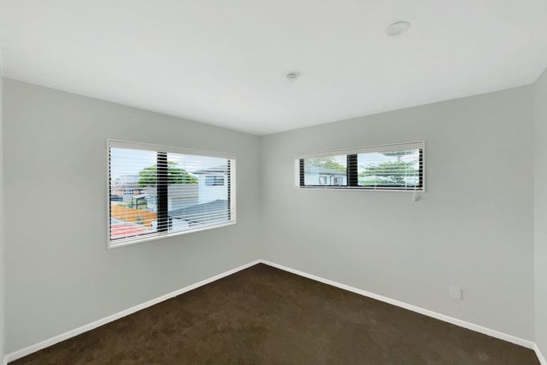 Photo of property in 4 Nicola Place, Mangere, Auckland, 2022