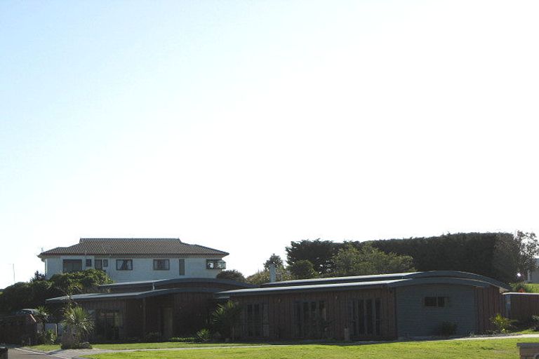 Photo of property in 11 Marchignal Street, Coastlands, Whakatane, 3120