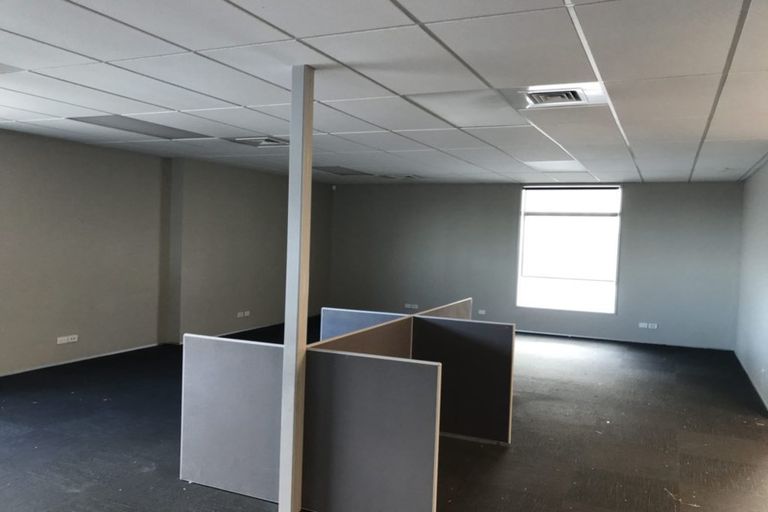 Photo of property in 4 Forest Glen, Orewa, 0931