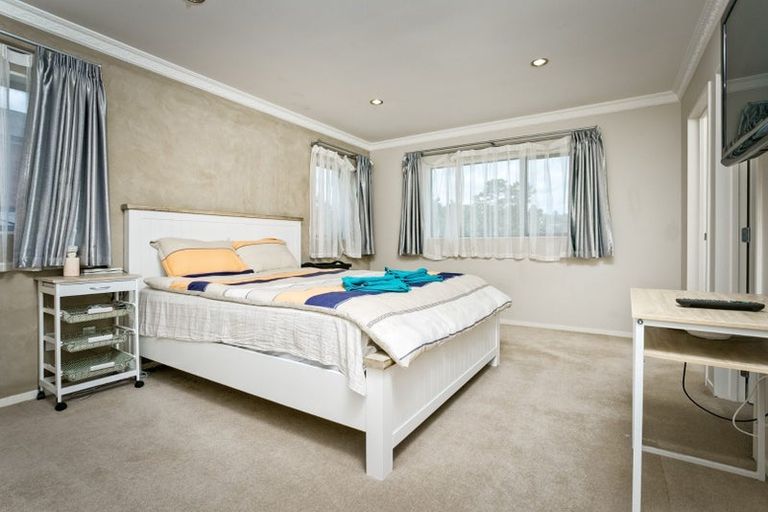 Photo of property in 62 Laurel Oak Drive, Schnapper Rock, Auckland, 0632