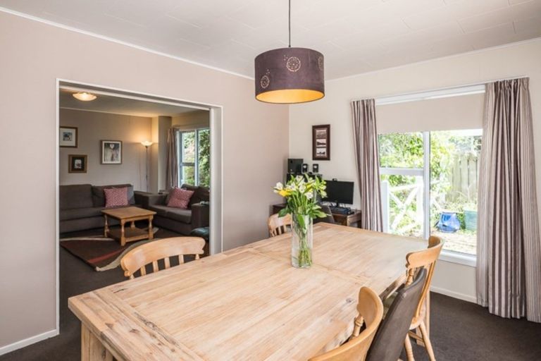 Photo of property in 11 Millvale Street, Waikanae, 5036