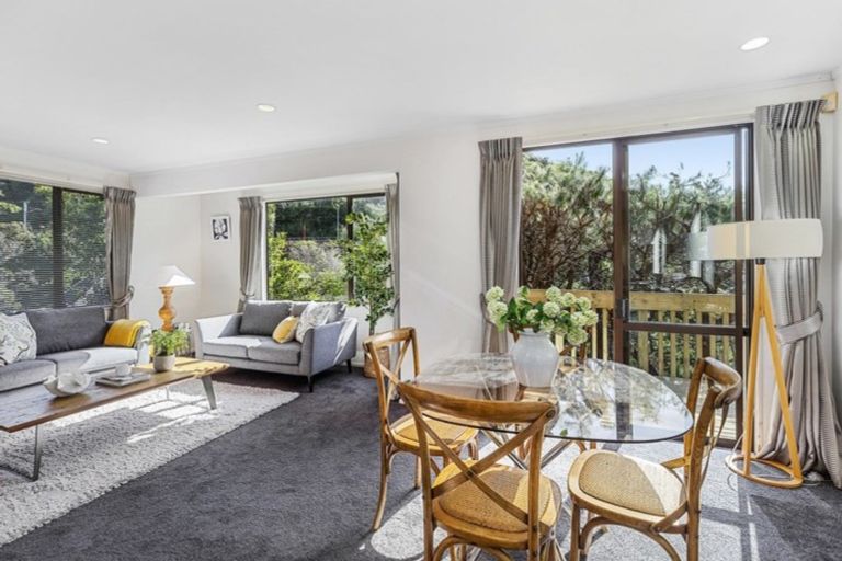 Photo of property in 9 Bendbrook Way, Ngaio, Wellington, 6035