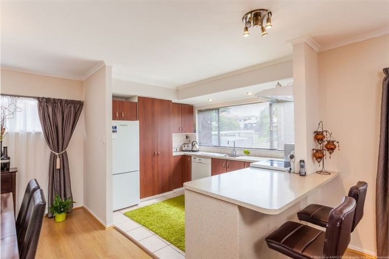 Photo of property in 1/15 Newington Road, Henderson, Auckland, 0612