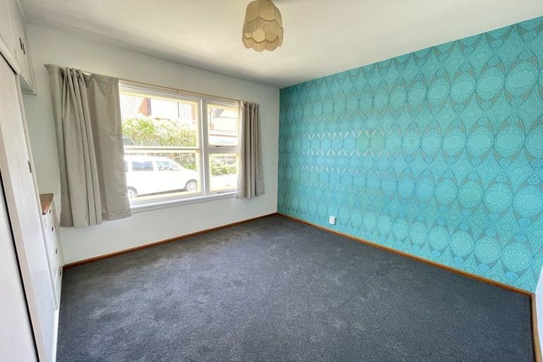 Photo of property in 42 Greendale Avenue, Avonhead, Christchurch, 8042
