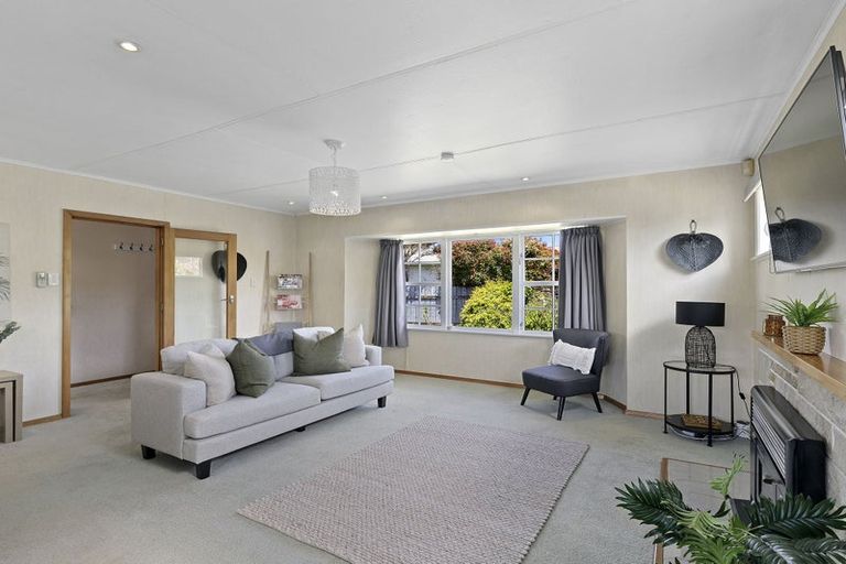 Photo of property in 25 Longfellow Street, Trentham, Upper Hutt, 5018