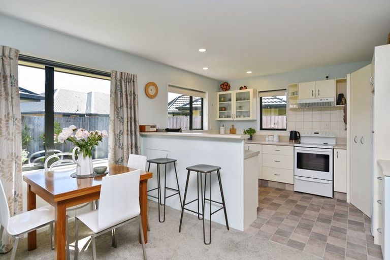 Photo of property in 17b Matawai Close, Rangiora, 7400