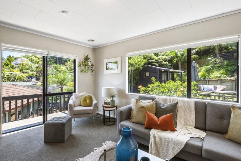 Photo of property in 2/59 Topliss Drive, Northcross, Auckland, 0632