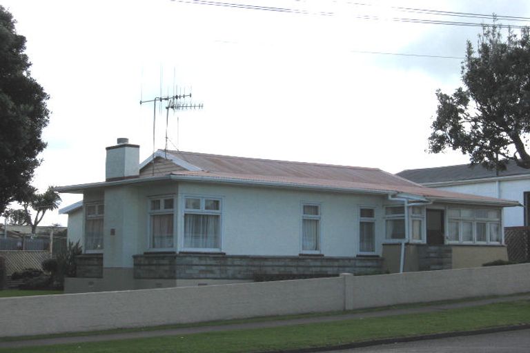 Photo of property in 7 Manuka Street, Castlecliff, Whanganui, 4501