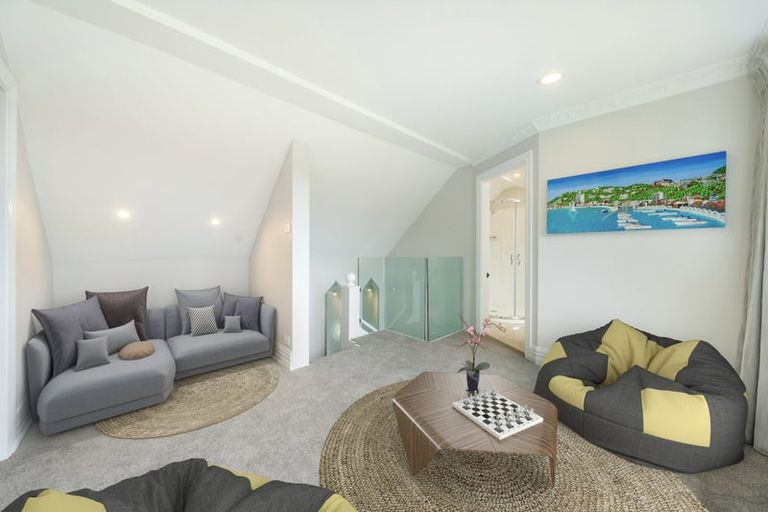 Photo of property in 29 Padnell Crescent, Paparangi, Wellington, 6037