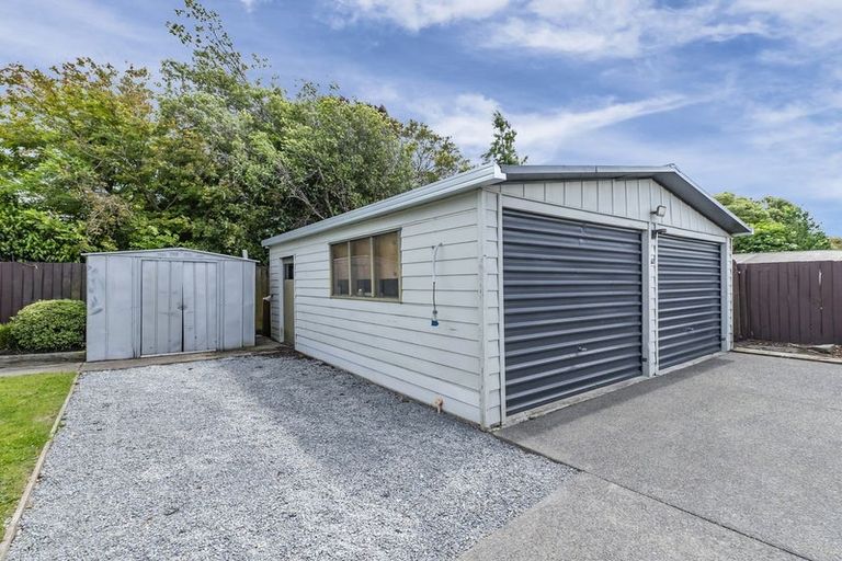 Photo of property in 24 Sabys Road, Halswell, Christchurch, 8025