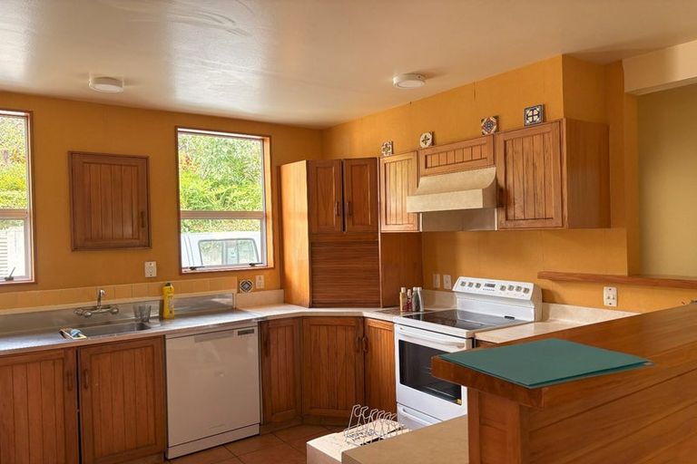 Photo of property in 46 Cleveland Terrace, Nelson, 7010