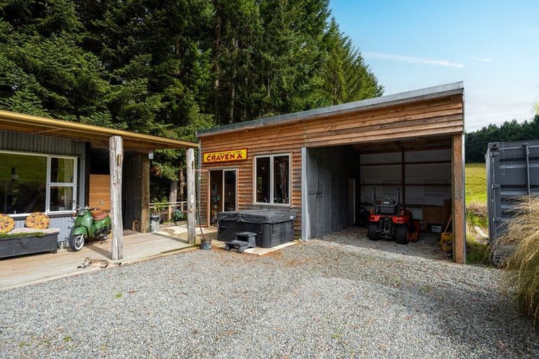 Photo of property in 84 Cover Street, Lumsden, 9730