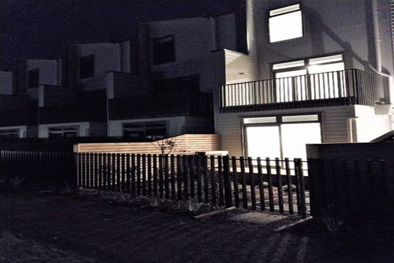 Photo of property in 588f Te Atatu Road, Te Atatu Peninsula, Auckland, 0610