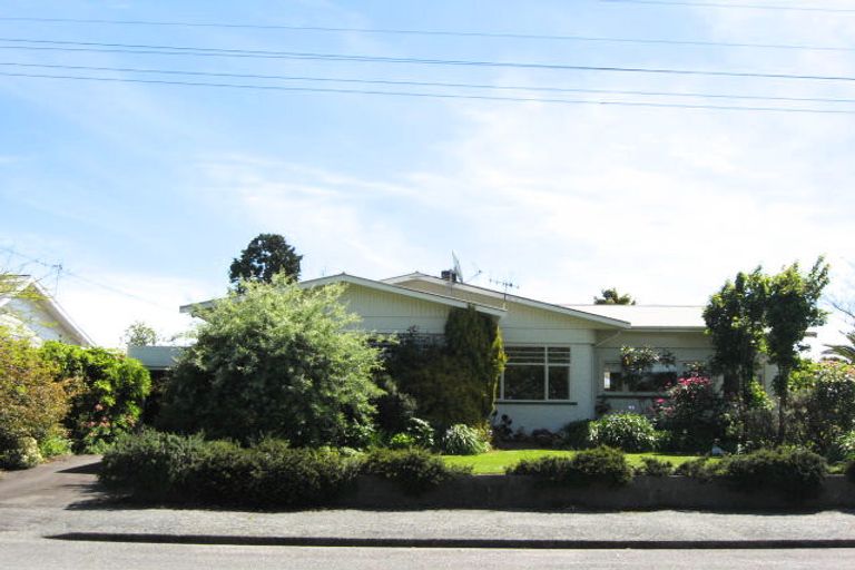 Photo of property in 66 Russell Street, Westport, 7825