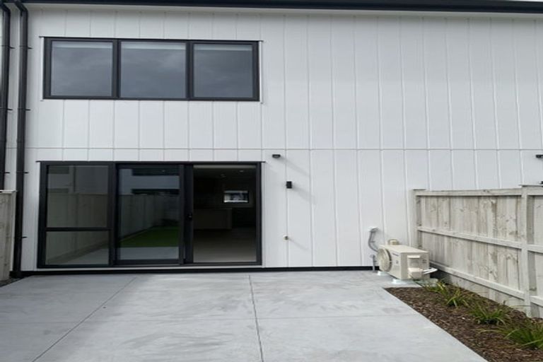 Photo of property in 87 Waituarua Drive, Takanini, Auckland, 2112