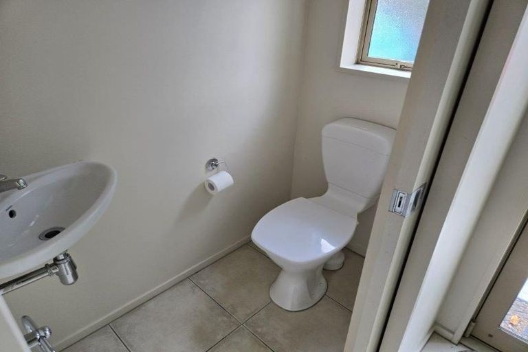 Photo of property in 80c Brockworth Place, Riccarton, Christchurch, 8011