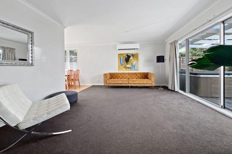 Photo of property in 222 Don Buck Road, Massey, Auckland, 0614