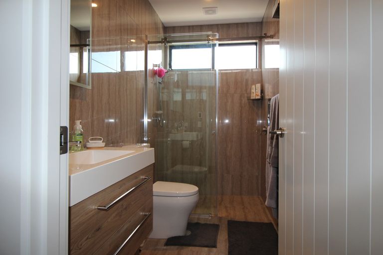 Photo of property in 1 Melmore Terrace, Cromwell, 9310