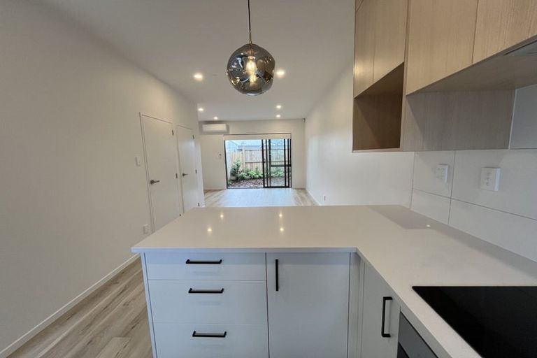 Photo of property in 53 Paetai Lane, Te Atatu Peninsula, 0610