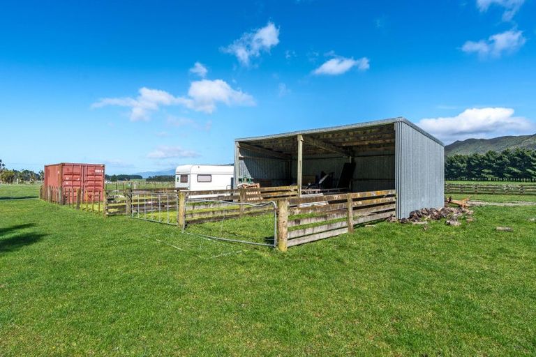 Photo of property in 360 Western Lake Road, Western Lake, 5773
