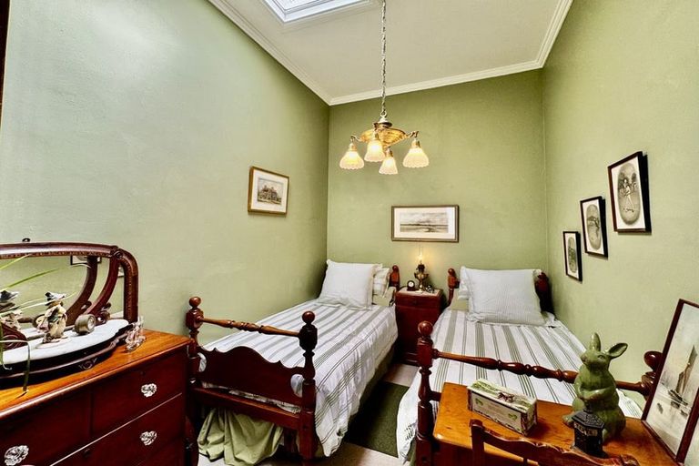 Photo of property in 51 Winters Road, Redwood, Christchurch, 8051