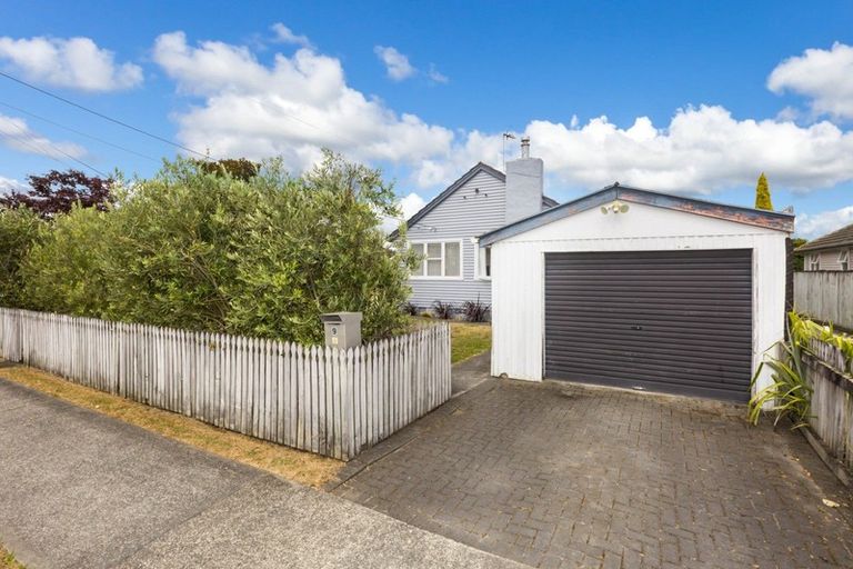 Photo of property in 9 Byron Street, Trentham, Upper Hutt, 5018