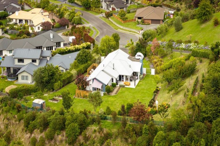 Photo of property in 143 Kent Terrace, Taradale, Napier, 4112