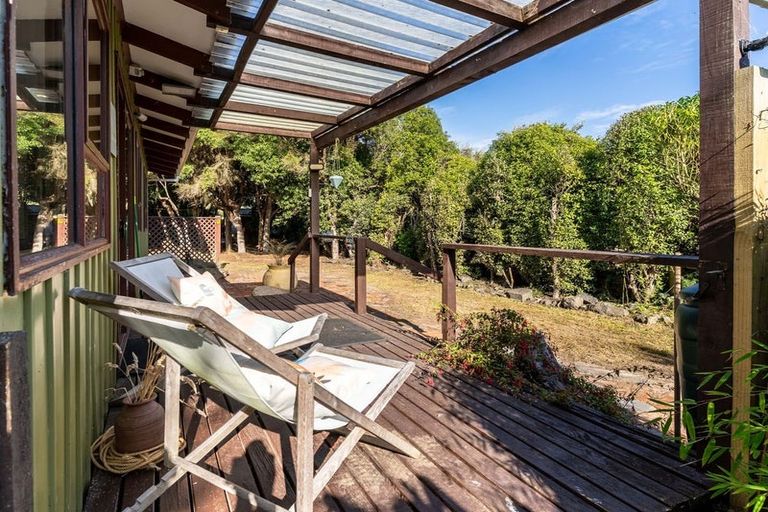Photo of property in 86 Beach Road, Long Beach, Port Chalmers, 9081