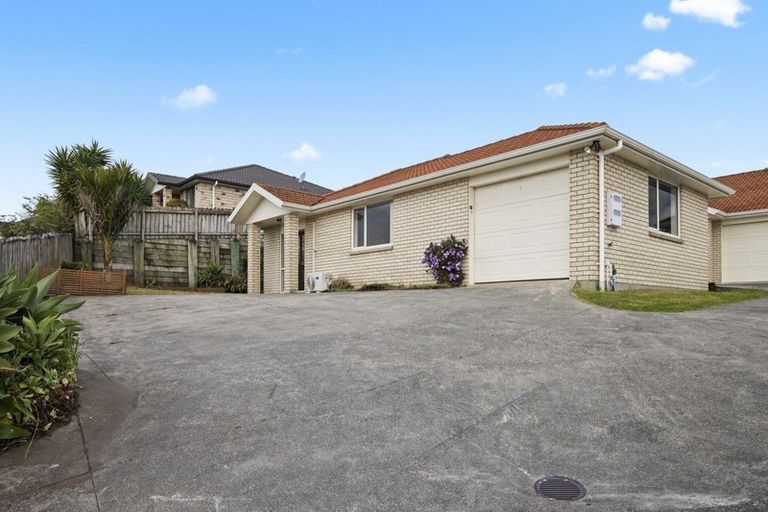 Photo of property in 29 Keri Vista Rise, Papakura, 2110