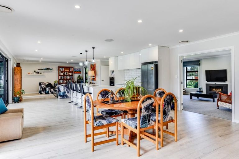 Photo of property in 2 Alan Livingston Drive, Cambridge, 3434