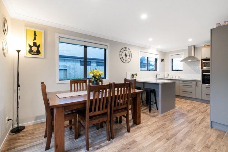 Photo of property in 8 Macloughlin Drive, Te Puke, 3119