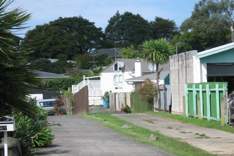 Photo of property in 1/49 Hilling Street, Titirangi, Auckland, 0604