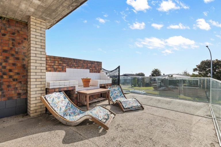 Photo of property in 9 Norwich Avenue, Spotswood, New Plymouth, 4310