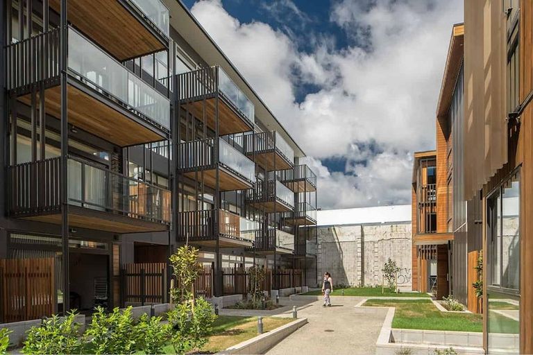 Photo of property in Vedado Apartments, 107/41u Hopper Street, Mount Cook, Wellington, 6011