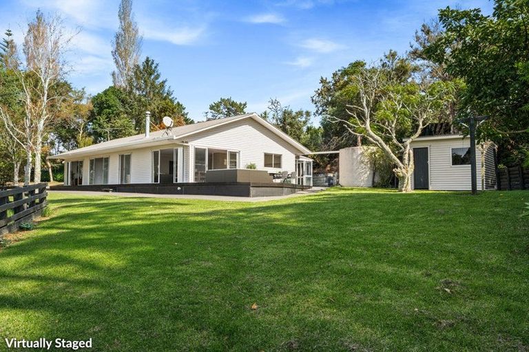 Photo of property in 165 Spur Road, Stillwater, Silverdale, 0993