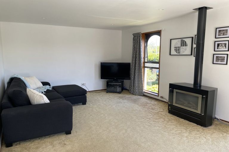 Photo of property in 18 Omega Place, Casebrook, Christchurch, 8051