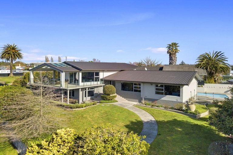 Photo of property in 67 Braid Road, St Andrews, Hamilton, 3200