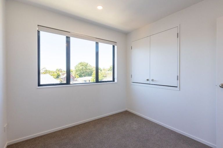 Photo of property in 3/122 Pooks Road, Ranui, Auckland, 0612