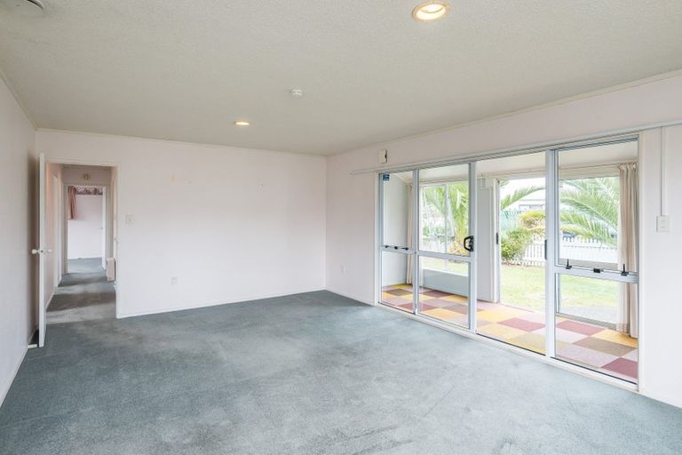Photo of property in 44 Langdale Avenue, Paraparaumu, 5032