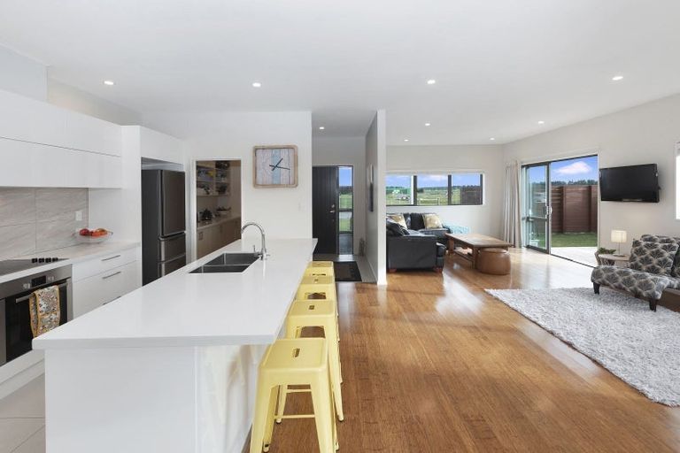 Photo of property in 350 Dunns Crossing Road, Rolleston, 7614